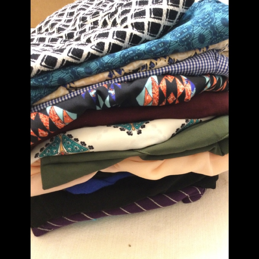 Lot of 15 Women's Tops, Sorted Size and Brands